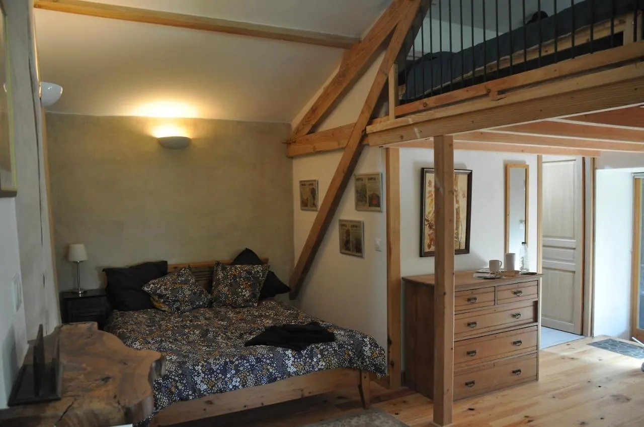 Gite 'Le Jasmin' Lescure Holiday home