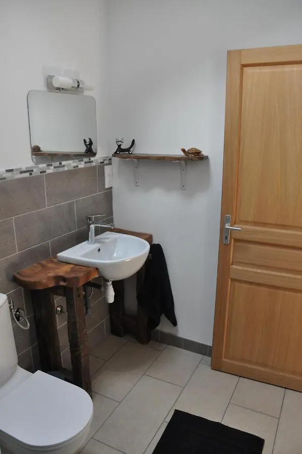 Holiday home Gite 'Le Jasmin' Lescure France