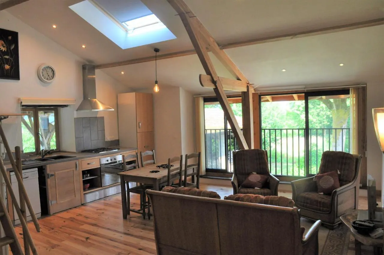 Gite 'Le Jasmin' Lescure Holiday home